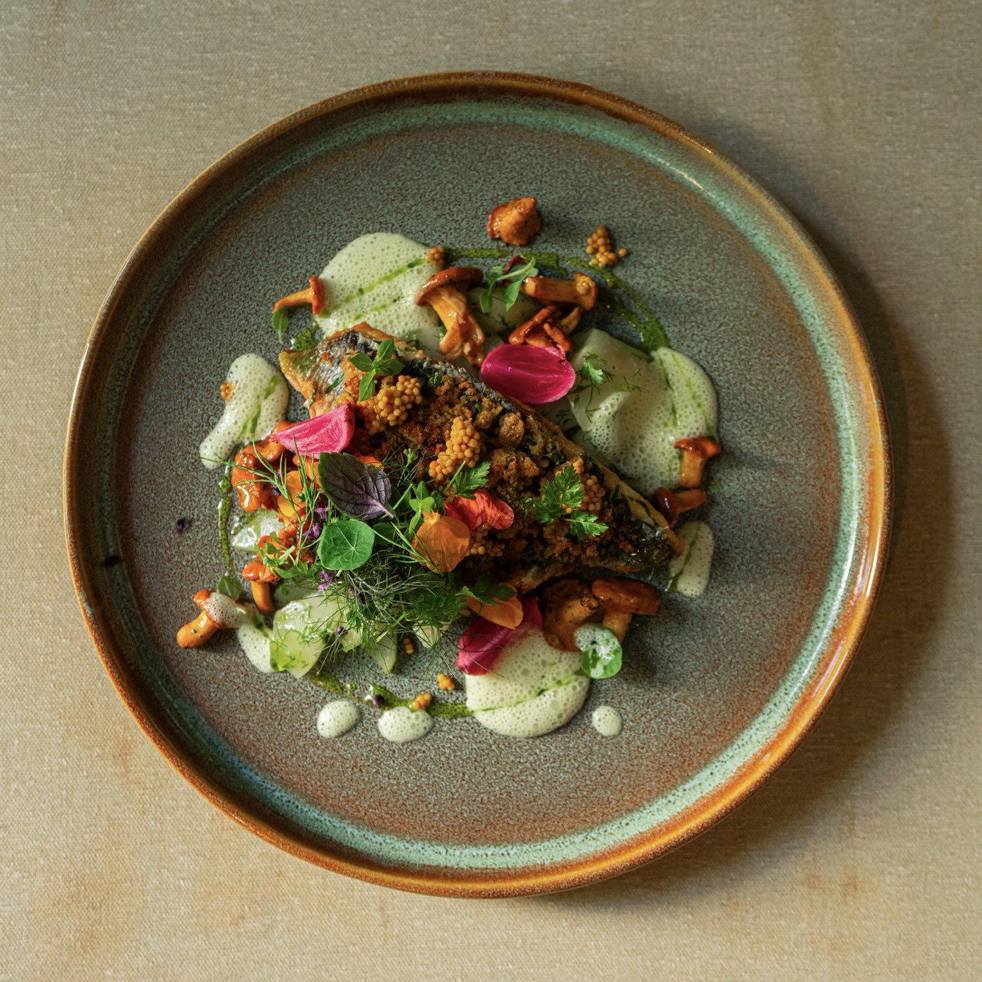 Sorgfältig angerichtetes Gericht aus der Küche des Restaurant Rexrodt